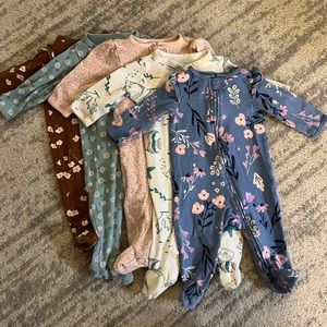 6M Baby Girl Sleep N Play - Carter’s